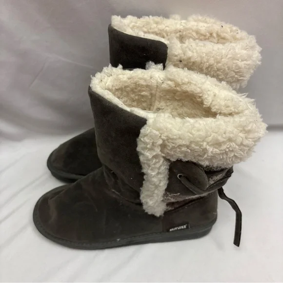 Muk Luks Melba Women’s Boots Size 10 Gray Booties Sherpa Line Gray Back Lace Up - Picture 7 of 12
